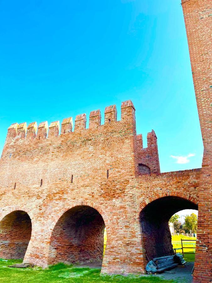 Апартаменты Ca' Del Sole - Attico Panoramico In Centro Storico Монтаньяна Экстерьер фото