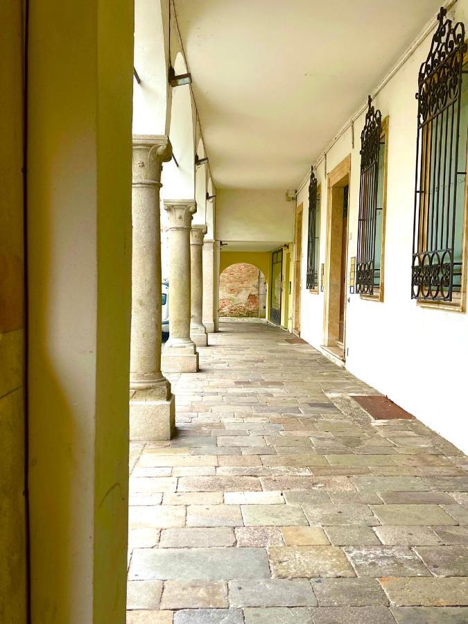 Апартаменты Ca' Del Sole - Attico Panoramico In Centro Storico Монтаньяна Экстерьер фото